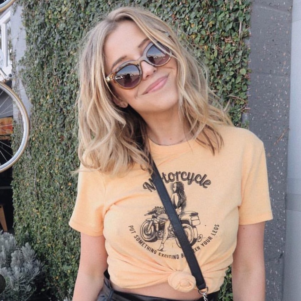 Tee SALE